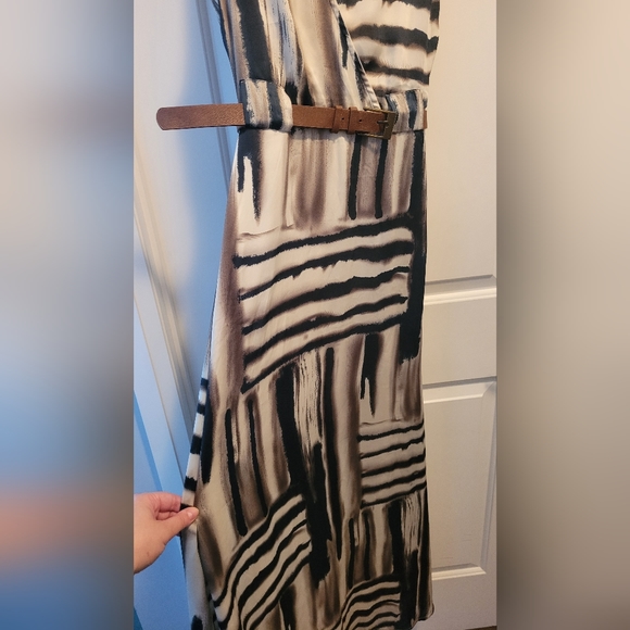 Costa Blanca Sleeveless V-Neck Maxi Dress Cream Black Striped S: Small - Picture 6 of 7